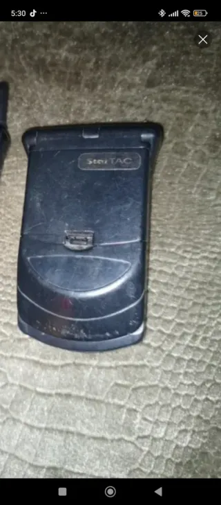 Motorola StarTAC Telefono Cellulare Classico