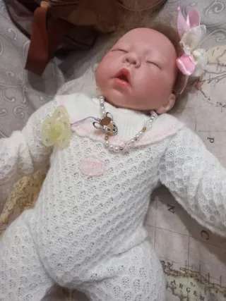 Bambola realistica neonato