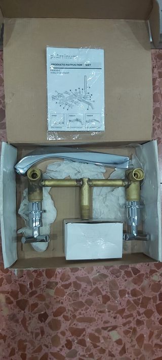 Grifo Plattinum para baño aseo