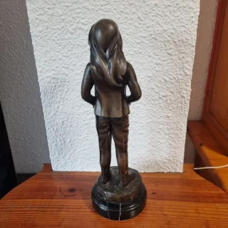Figura bronce macizo antigua