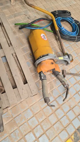 Grúa industrial Dalmec Max 25 kg