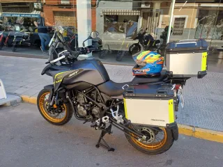 QJ SRT 550X Moto