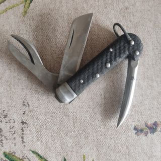 Coltellino tascabile multiuso