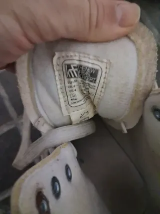 Pattini a 4 ruote bianchi