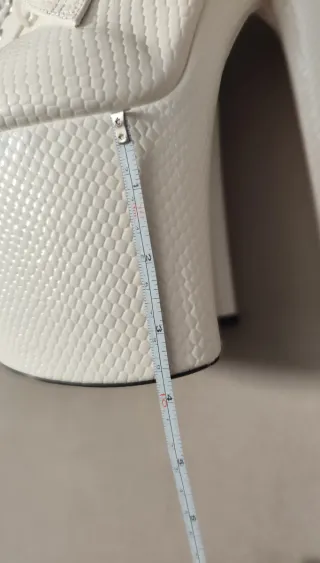 Botines altos blancos plataforma 9 cm