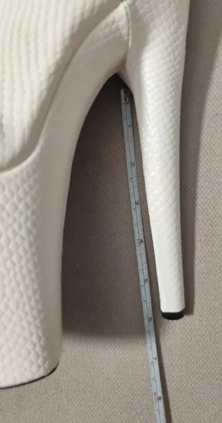 Botines altos blancos plataforma 9 cm