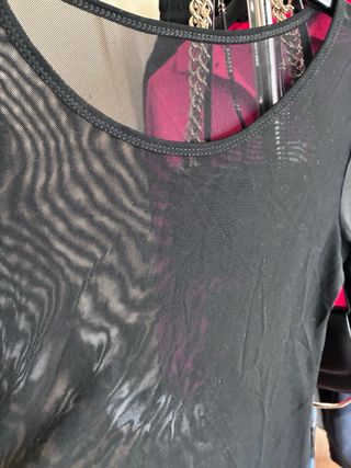 Top de malla negro manga larga