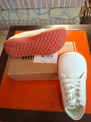 Zapatillas Hobibear Blancas y Rojas