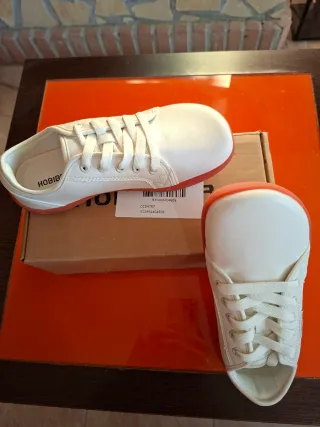 Zapatillas Hobibear Blancas y Rojas