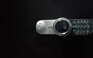 Cellulare Motorola V70 Silver e nero da Collezione