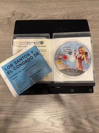 Sony PS3 Slim + Controller e Giochi