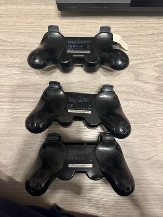 Sony PS3 Slim + Controller e Giochi