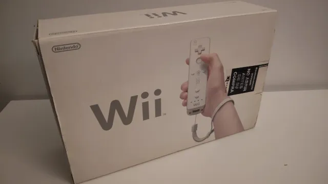 Nintendo Wii Consola Blanca + Wii Sports
