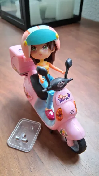 Muñeca Becca Mymy City con Moto y Accesorios