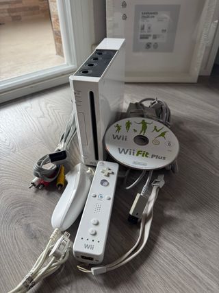 Nintendo Wii + Controller