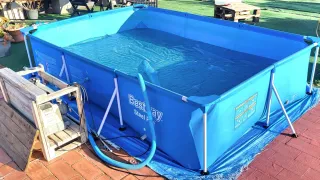 Piscina infantil azul y turquesa