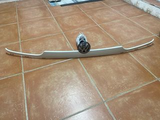 Cubrefaros Calandra Golf MK3 y Logo