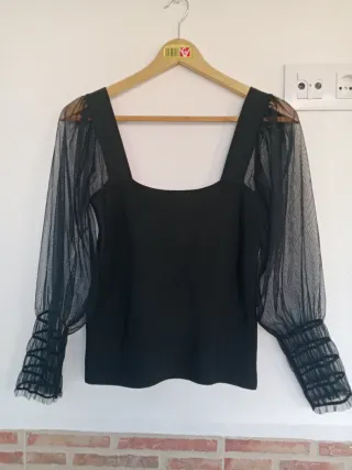 Top Mango Negro Mangas Tul Talla M