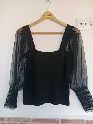 Top Mango Negro Mangas Tul Talla M