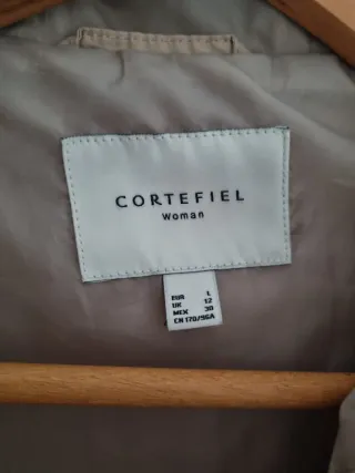 Chubasquero Cortefiel Talla L Beige