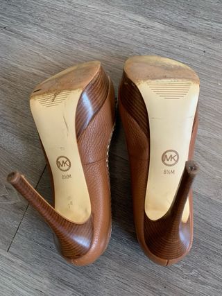 Zapatos Korrs Marrones Detalles Dorados más 39-40