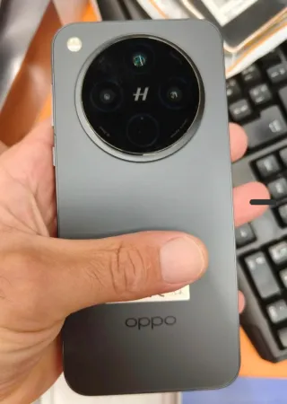 Oppo Find X8 Grigio