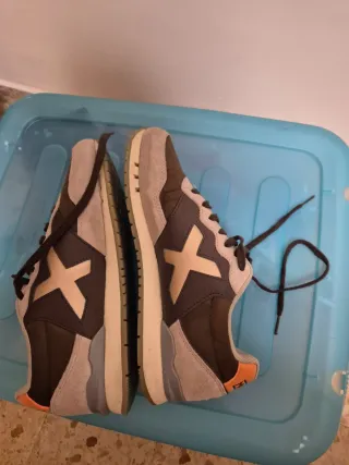 Zapatillas Munich Beige y Marrón
