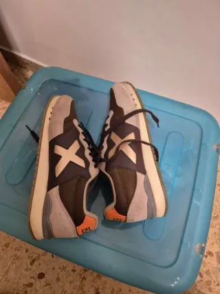 Zapatillas Munich Beige y Marrón