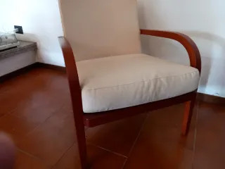 Poltrona anni '80 stile scandinavo