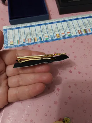 Fermacravatta vintage oro Swarovski