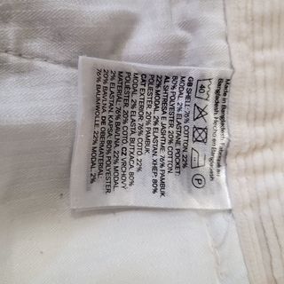 Pantalón chino Regular Fit pana H&M Talla 34 (XL)