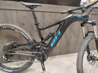 BH AtomX Carbono Talla M