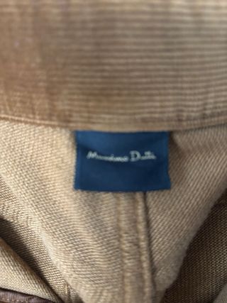 Pantalón pana marrón Massimo Dutti.