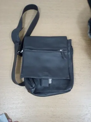 Bandolera Negra Cuero Emilio Tucci