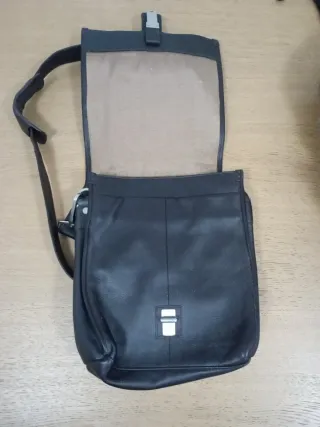 Bandolera Negra Cuero Emilio Tucci