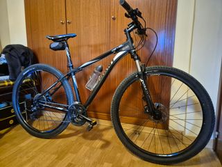 MTB Giant Revel 29