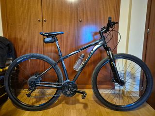 MTB Giant Revel 29