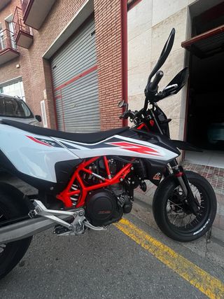 KTM 690 SMC R