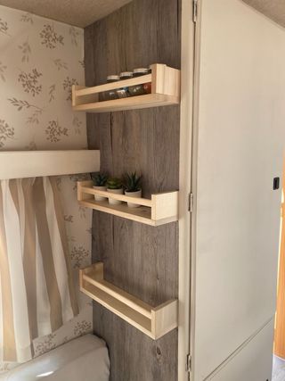 Caravana blanca 750kg