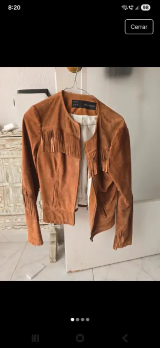 Cazadora Zara flecos ante marrón