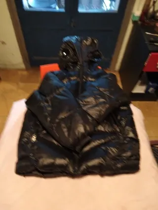 Palace Plumón con gafas y espejo