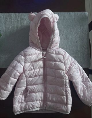 Piumino neonata con cappuccio e orecchie