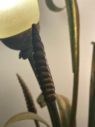 Lampada da terra design floreale