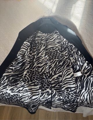 Giacca donna nera con fantasia interna