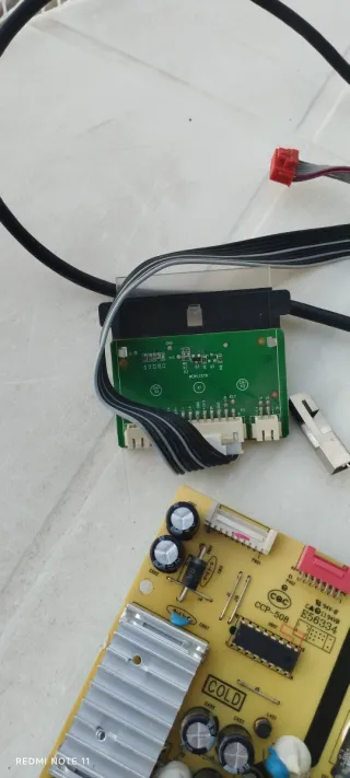 Piezas TV Thomson 43UC6406