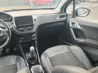 Peugeot 2008 2014