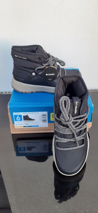 Botas Columbia  Talla 36 Negras/Gris