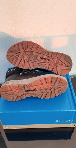 Botas Columbia  Talla 36 Negras/Gris