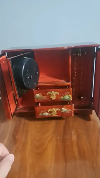 Joyero Vintage con Reloj.