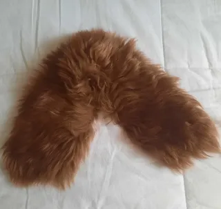 Cuello de pelo sintético